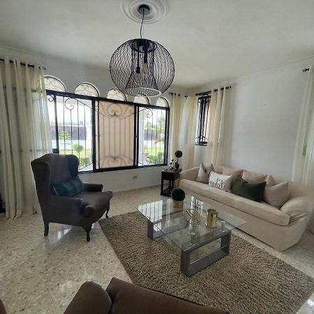 The Gil Place Villa Santiago De Los Caballeros Luaran gambar