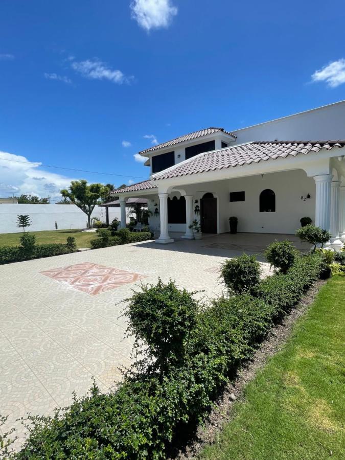 The Gil Place Villa Santiago De Los Caballeros Luaran gambar